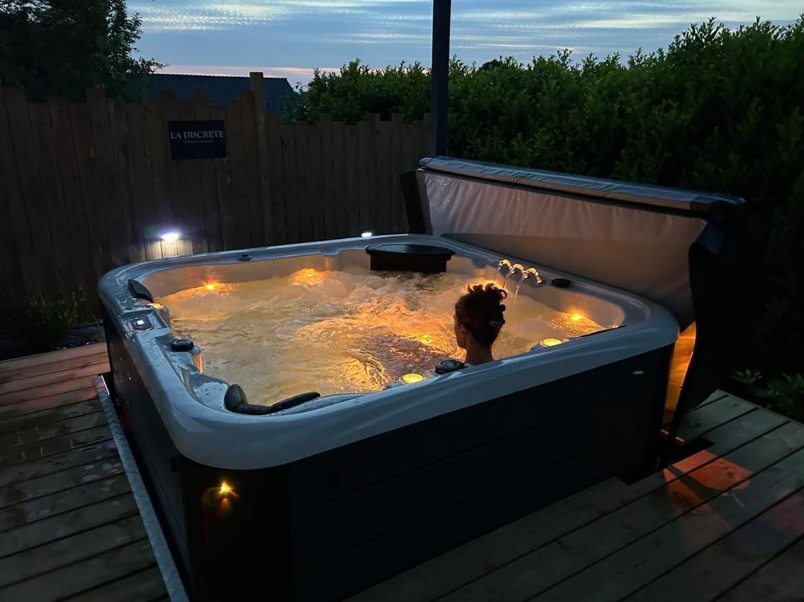 Studio & Spa La Discrete Saint-Evarzec ภายนอก รูปภาพ
